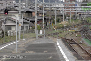 垂井駅から関ヶ原方面を望む。左が垂井線