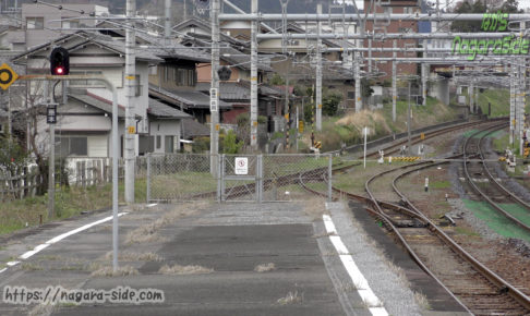 垂井駅から関ヶ原方面を望む。左が垂井線