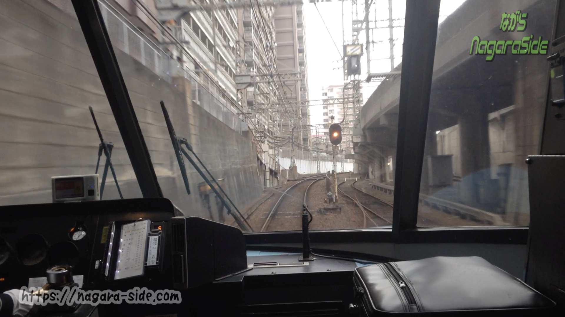近鉄特急アーバンライナー 大阪上本町駅から地上へ