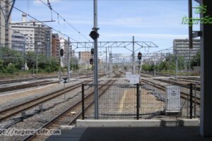 新大阪駅から京都方面を望む
