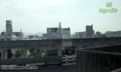 鳥取駅東側で山陰本線と因美線が分岐