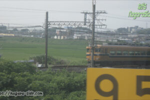 関西本線から望む近鉄名古屋線