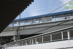 西明石駅在来線ホームから見た新幹線ホーム