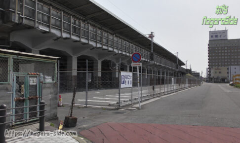 東海道新幹線岐阜羽島駅の高架下駐車場