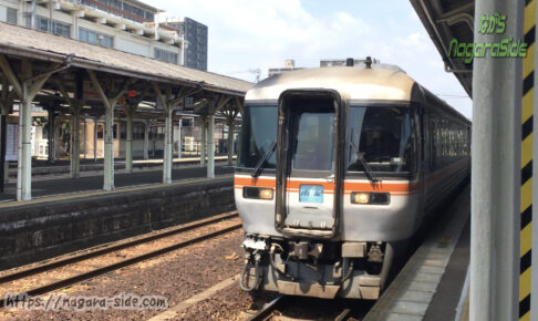 紀勢本線松阪駅に入線するキハ85南紀